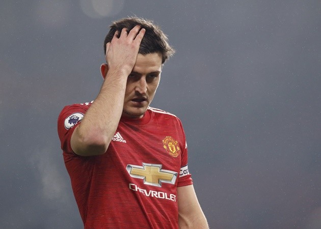 Maguire quá mạo hiểm, suýt thành 'tội đồ' khiến Man Utd mất điểm - Bóng Đá