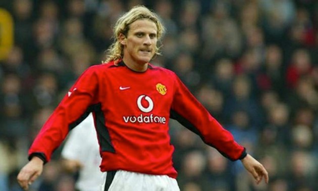 Herrera and Forlan gave Cavani good impressions about Man Utd  - Bóng Đá