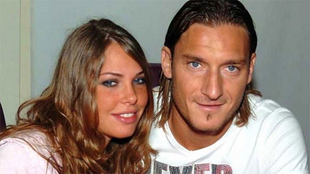 Totti and Ilary Blasi, after 20 years the story is close to the end - Bóng Đá