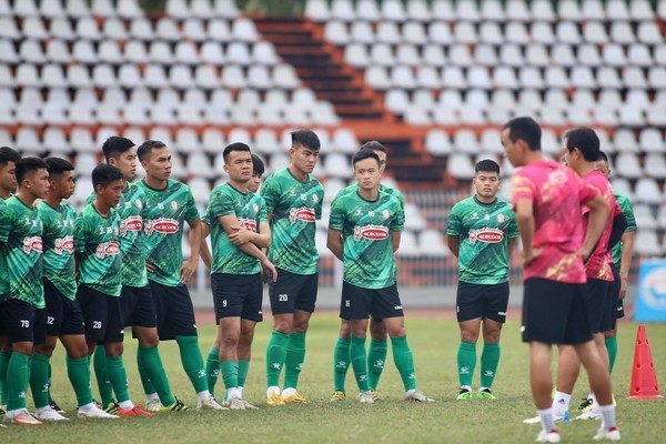 Thuận lợi và thách thức khi V-League 2021 bị hủy - Bóng Đá