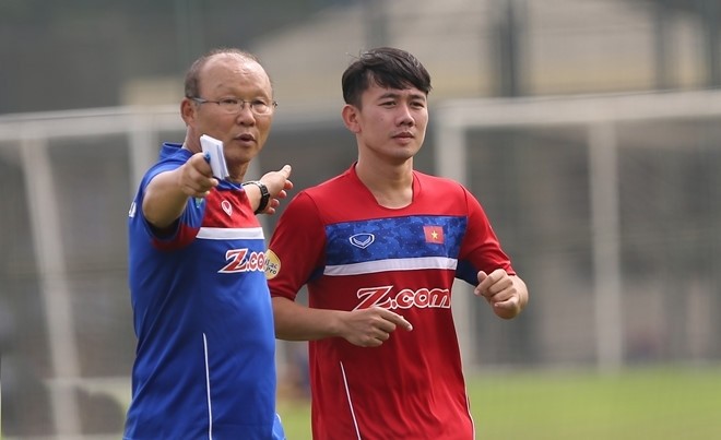 Trần Minh Vương sẽ là lời giải trên hàng công ĐT Việt Nam trước UAE? - Bóng Đá
