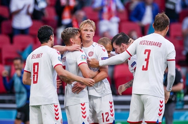 Bale bất lực, CĐV Wales khóc cạn nước mắt trong ngày chia tay EURO - Bóng Đá