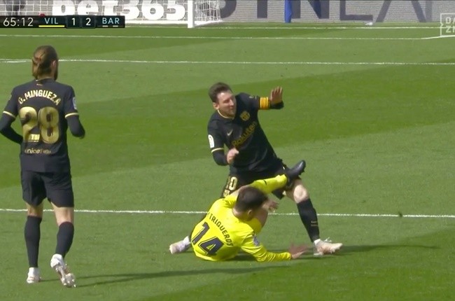 SỐC! Sao Villarreal vào bóng rùng rợn với Messi, trả giá ngay lập tức - Bóng Đá