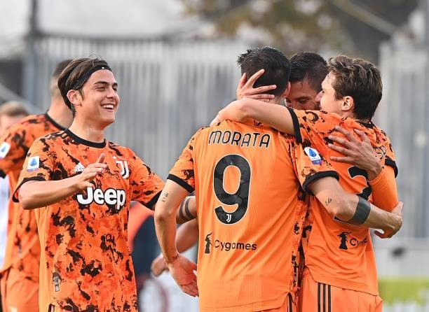 Trở lại có ngay cú đúp, Ronaldo một tay giúp Juve thắng giòn giã - Bóng Đá