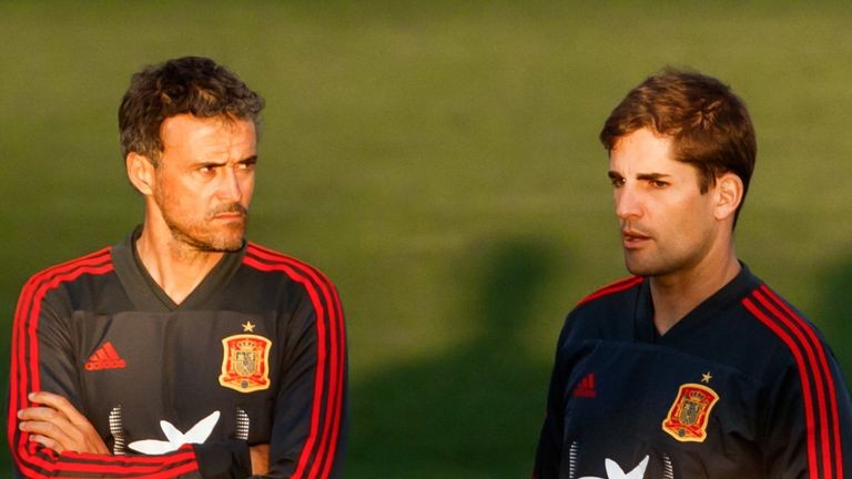Luis Enrique: Robert Moreno was sacked for disloyalty - Bóng Đá