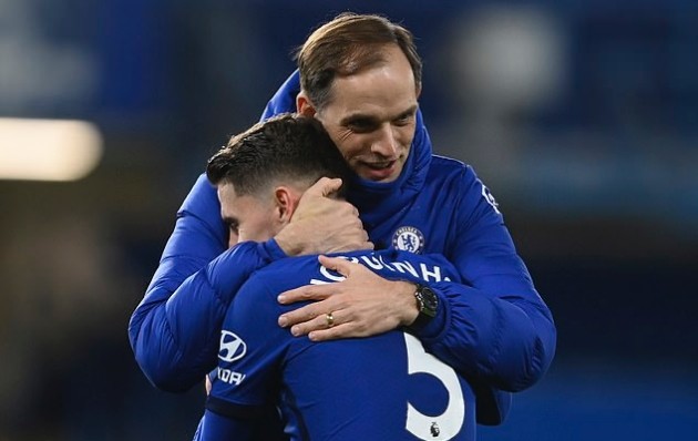Chelsea midfielder Jorginho admits he is missing Naples and moans 'it's so cold in London'... fuelling talk of summer return to Serie A - Bóng Đá
