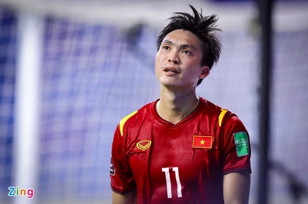 “Đội tuyển Việt Nam”, lá cờ đầu khu vực Đông Nam Á; Tuấn Anh chấn thương - Bóng Đá