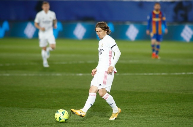 'Troll' không thương tiếc, sao Real khiến Gerard Pique tức điên - Bóng Đá