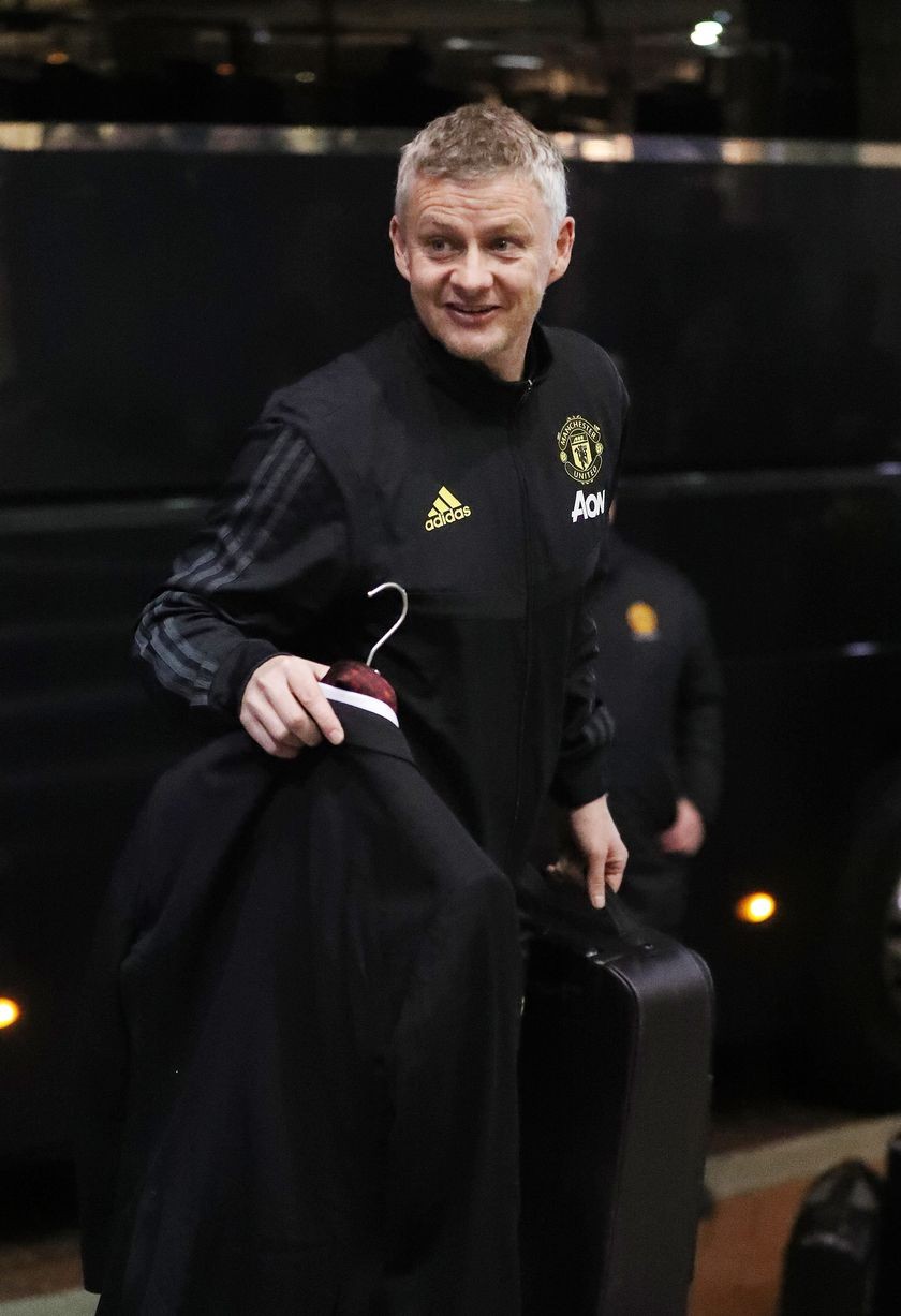 Dàn sao Man Utd đổ bộ tới khách sạn Lowry: Maguire căng thẳng; 'Nhân tố X' có mặt - Bóng Đá