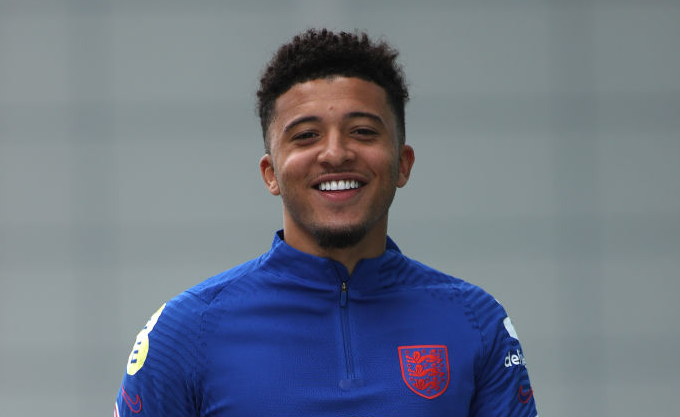 Jadon Sancho looks very happy in first picture since Manchester United deal announced - Bóng Đá