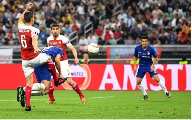 Giroud chia sẻ từ A đến Z về kỹ thuật đánh đầu, chỉ ra bàn thắng mình thích nhất - Bóng Đá