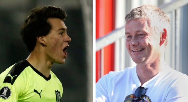 Ole Gunnar Solskjaer reacts as Manchester United complete Facundo Pellistri transfer - Bóng Đá