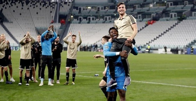 Huyền thoại khẳng định Ajax sắp mất thêm 2 trụ cột - Bóng Đá