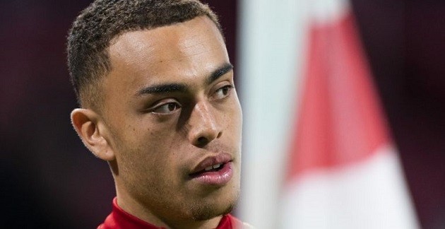 Dest was a problem at Ajax: 'Nobody got through to him' - Bóng Đá