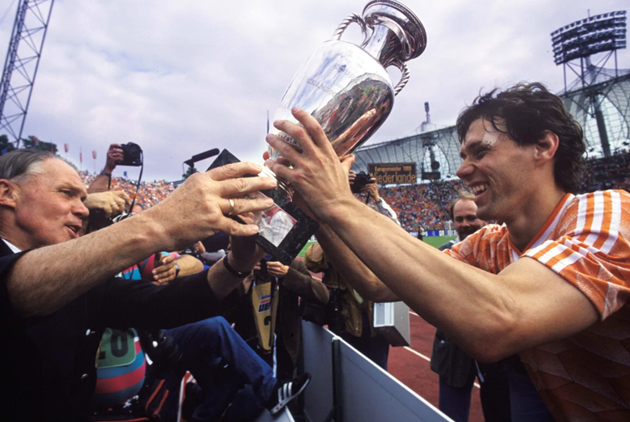 Top 20 danh thủ vĩ đại nhất lịch sử bóng đá (P.2) - Bóng Đá