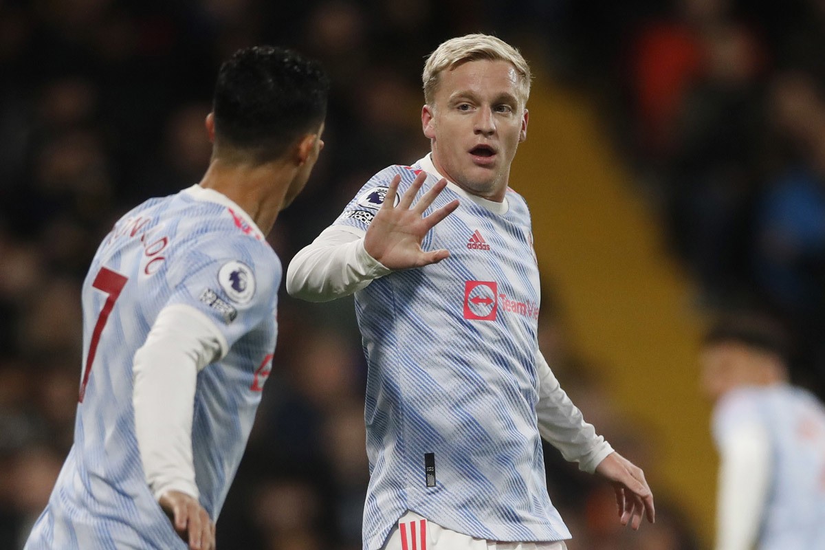 Sự khác biệt của Donny van de Beek - Bóng Đá