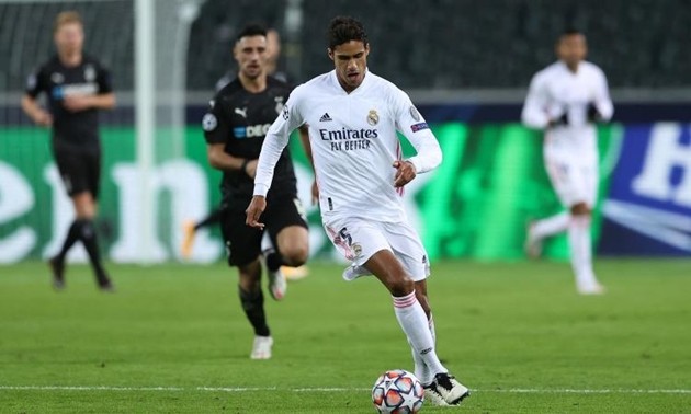 Neville muốn Varane về Man Utd - Bóng Đá