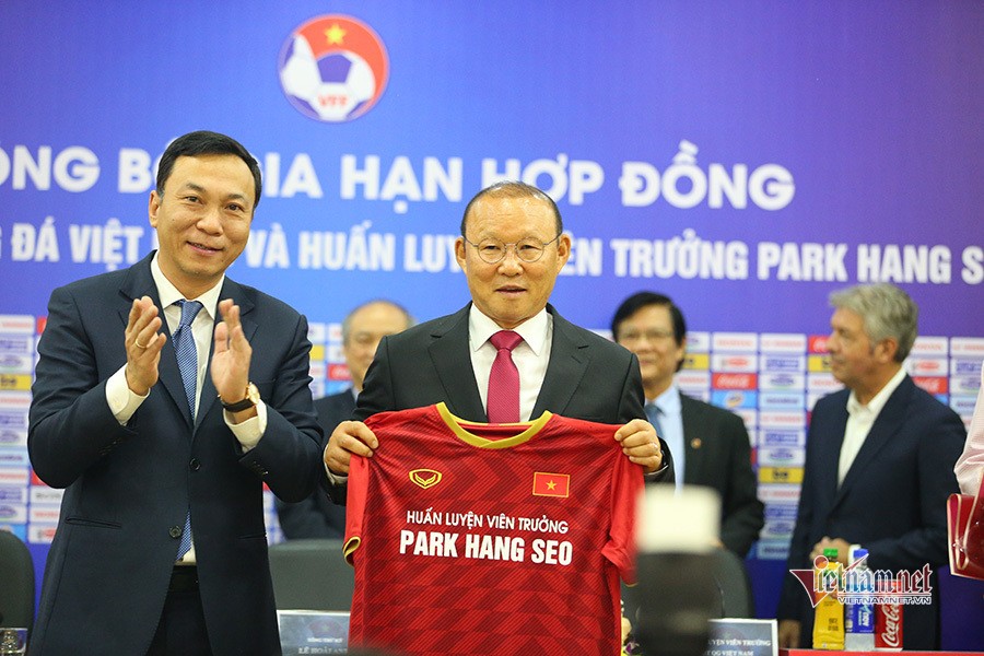 Tuyển Việt Nam, thầy Park và những phác hoạ tương lai - Bóng Đá