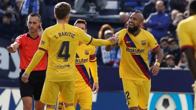 Arturo Vidal has the same goal tally as Antoine Griezmann this season - Bóng Đá