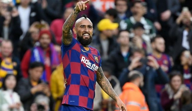 Vidal từ chối nhận bồi thường để rời Barca - Bóng Đá