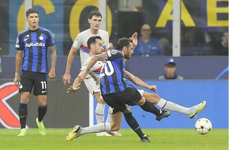 Ảnh sau trận Inter - Barca - Bóng Đá