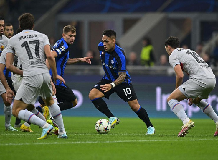 Ảnh sau trận Inter - Barca - Bóng Đá