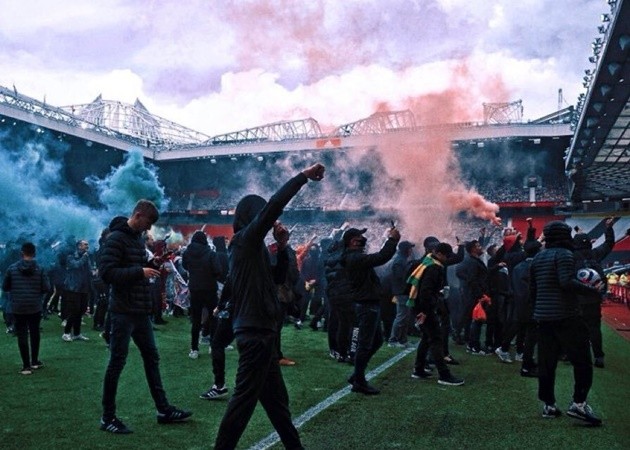 Roy Keane: because it was Liverpool, the last few weeks have just pushed United fans over the edge. - Bóng Đá