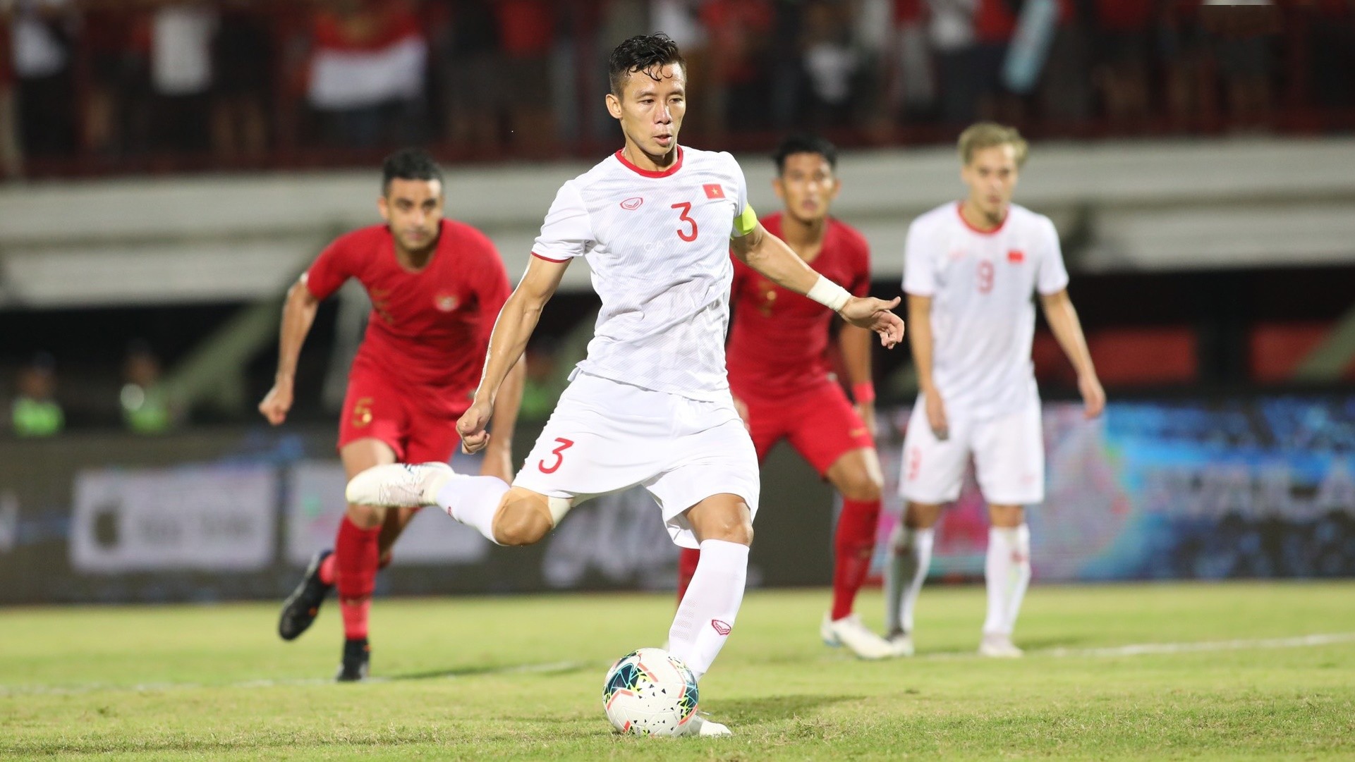 SỐC! HLV Indonesia đổ bệnh sau trận thua Việt Nam - Bóng Đá