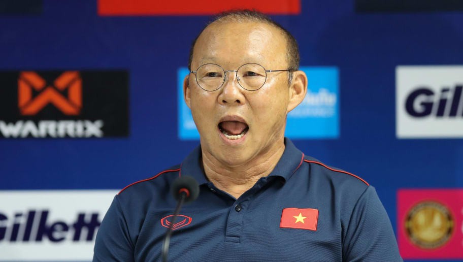 HLV Park Hang-seo chỉ ra 4 cầu thủ nguy hiểm nhất của Indonesia - Bóng Đá