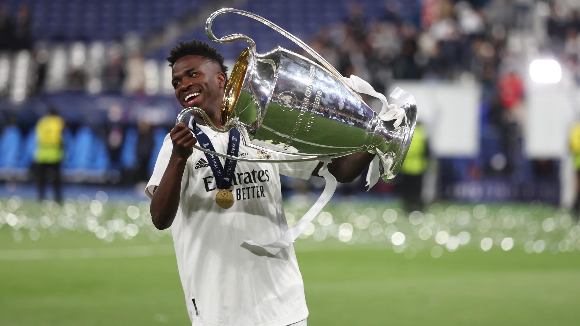 Vinicius làm nổi bật vấn đề tuyển dụng của Man Utd - Bóng Đá