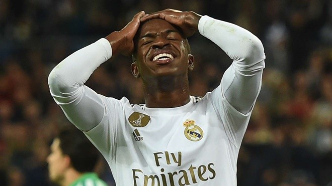 From Madrid's new hero to out in the cold - what has happened to Vinicius? - Bóng Đá