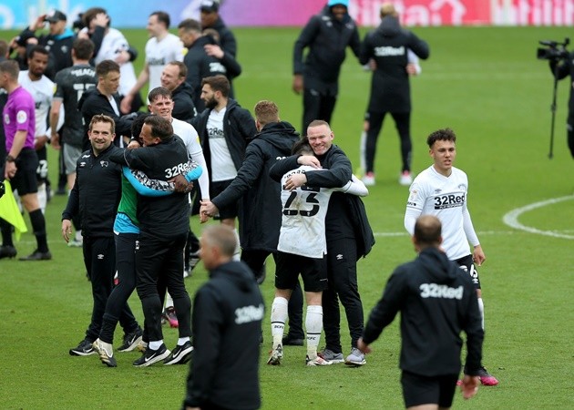 Quá sốc! Vui chưa hết, Derby County của Rooney chuẩn bị xuống hạng - Bóng Đá