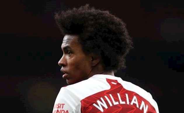 Kevin Campbell has urged Arsenal to quickly offload Willian in this transfer window  - Bóng Đá