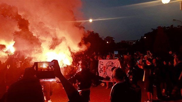 Những đóa hồng rực rỡ hội quân trước đại chiến giữa Việt Nam và Thái Lan - Bóng Đá