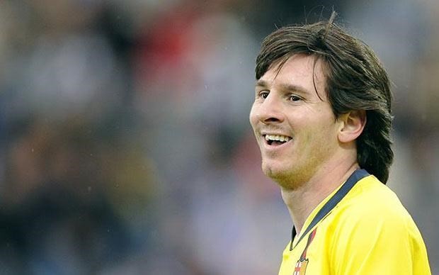 Lionel Messi - Hơn 1 thập kỷ làm điều không tưởng - Bóng Đá