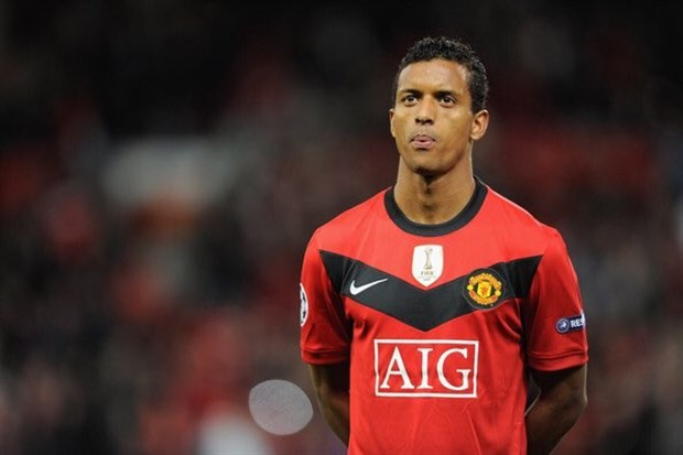 CĐV Man Utd chạnh lòng nhớ lại Ronaldo phiên bản lỗi - Bóng Đá