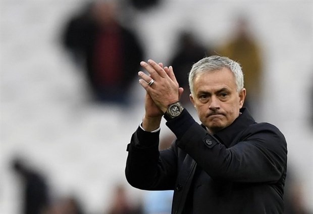 1 trận của Mourinho bằng cả mùa của Pochettino  - Bóng Đá