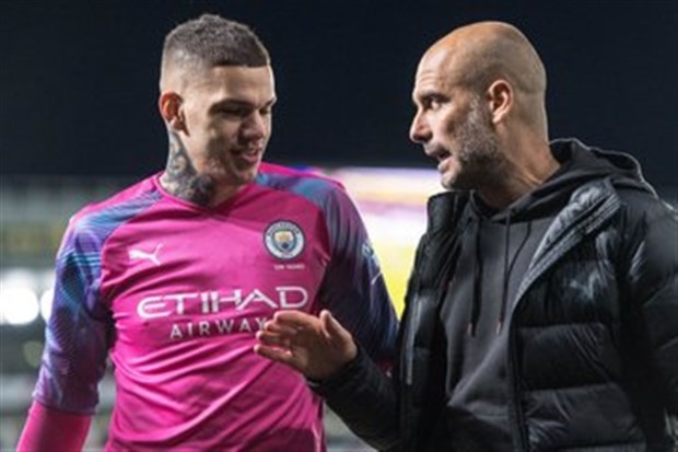 Tước băng Xhaka, Arsenal làm gì còn thủ lĩnh? - Bóng Đá