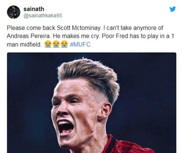 Khó tin! CĐV Man Utd bảo vệ... 