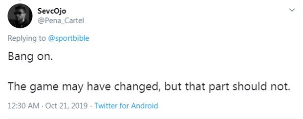 Sao Liverpool - Man Utd ôm nhau, NHM nghĩ gì? - Bóng Đá