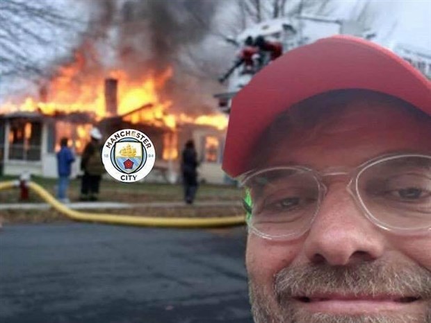 Cười té ghế: Klopp ở lại để cân cả nước Anh - Bóng Đá