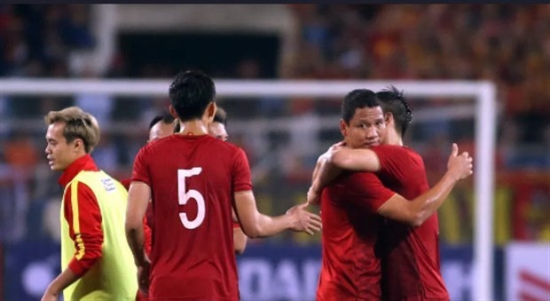 Những khoảnh khắc cuối cùng của Anh Đức trong màu áo Việt Nam - Bóng Đá