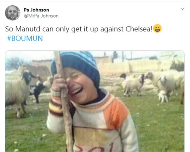 Cười té ghế với 