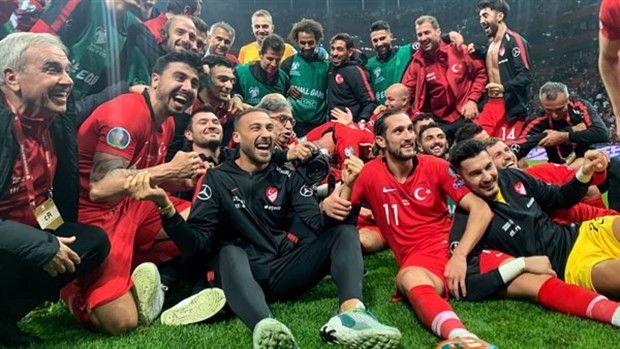 Danh sách 12 đội tuyển có vé dự EURO 2020 - Bóng Đá