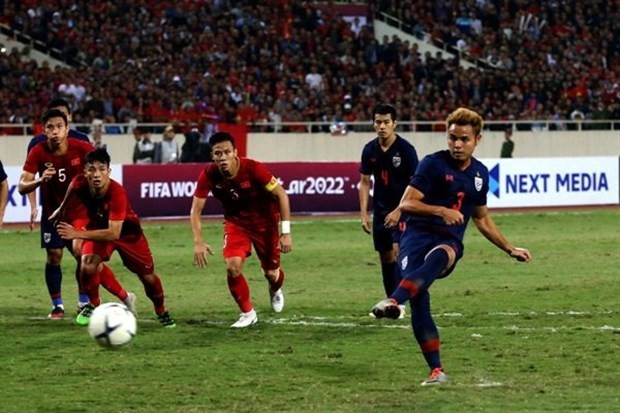 Những khoảnh khắc cuối cùng của Anh Đức trong màu áo Việt Nam - Bóng Đá