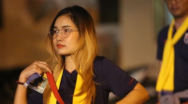 Những đóa hồng rực rỡ hội quân trước đại chiến giữa Việt Nam và Thái Lan - Bóng Đá