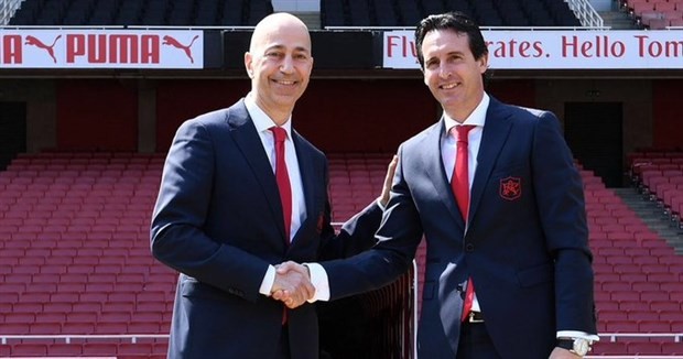 Cười té ghế với loại ảnh Đức Chinh 