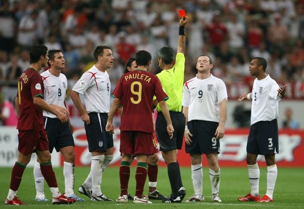 Nhìn lại những khoảnh khắc khiến tuyển Anh phải ‘độn thổ’ (Phần 1) - Bóng Đá