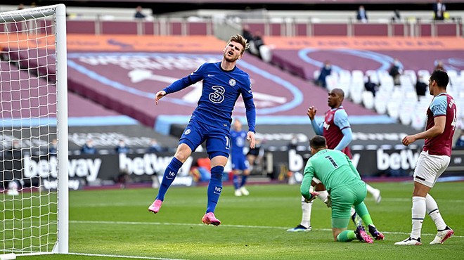 Timo Werner lại có pha bóng 