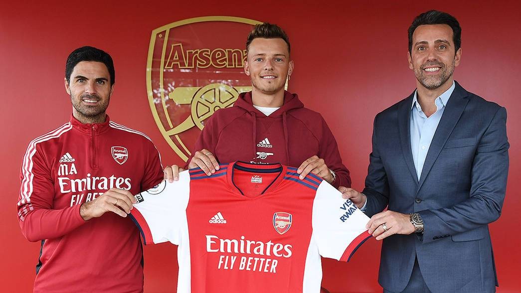 Ra mắt Arsenal, bom tấn đắt giá chốt số áo huyền thoại - Bóng Đá